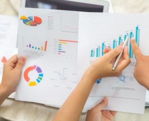 Aplicación Práctica de People Analytics (II): Análisis Estadí­stico.